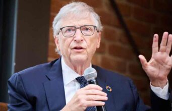 Bill Gates szerint az AI túl veszélyes ahhoz, hogy a techcégek saját magukat ellenőrizzék