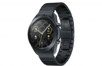 A Samsung Galaxy Watch3 Titanium a luxus-kategóriát képviseli, ráadásul a kialakítása időtálló