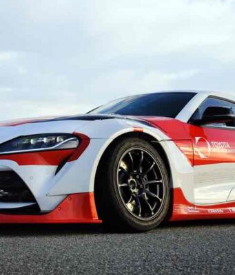 Már driftelni is tud a teljesen önvezető Toyota GR Supra