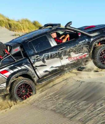 Az új Toyota Hilux erősebb és okosabb lesz