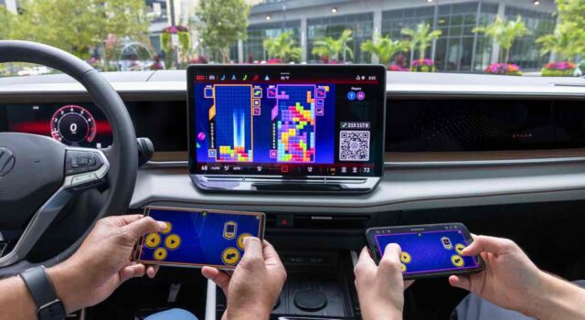 Játékteremmé változtatja autóit a Volkswagen: érkezik az AirConsole, Tetrisszel, PAC-MAN-nel és UNO-val